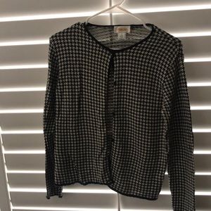 Houndstooth black-and-white cardigan / sweater